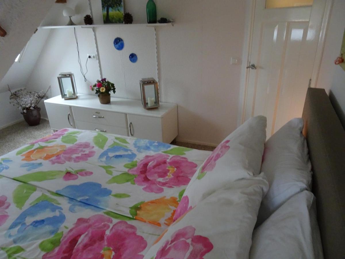 Bed and Breakfast Rêst en Romte à Birdaard Extérieur photo
